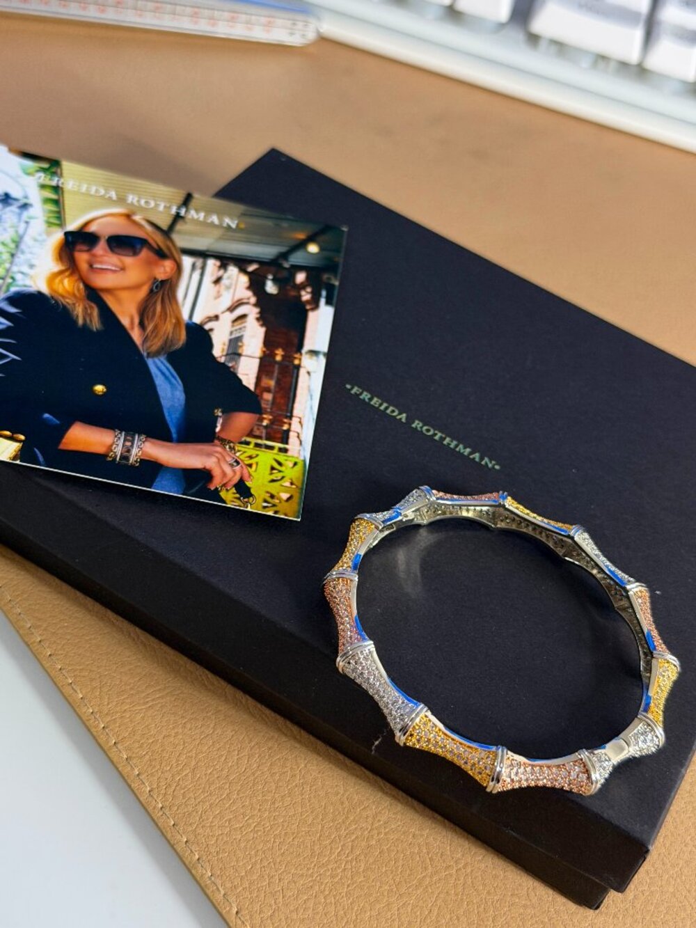 FREIDA ROTHMAN VAULT - Tri-toned Oval Bangles